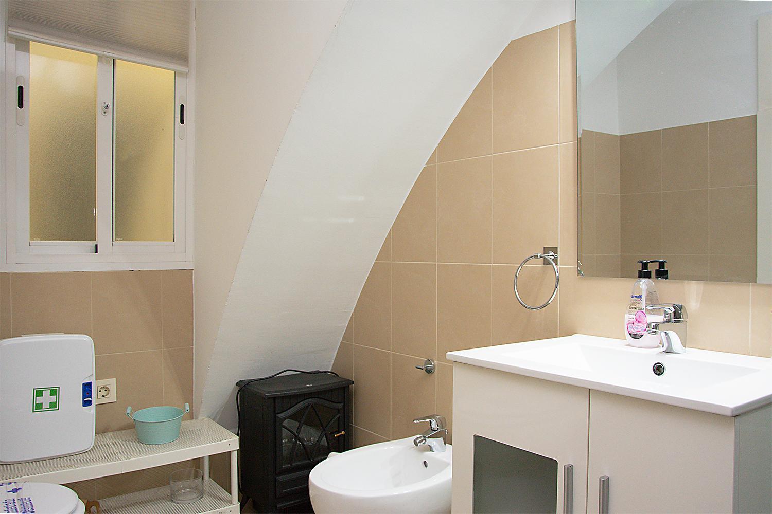 Apartamento En Calle Regla Sanz Севиля Екстериор снимка